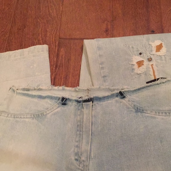Vintage floral embroidered Tall Jeans - Picture 3 of 7
